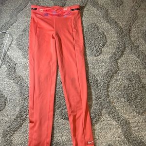 It has a knee stain but it doesn’t look bad on